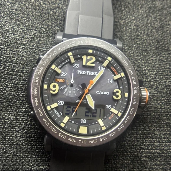 EUC Casio Pro Trek Tough Solar PRG-600 Watch (Black)